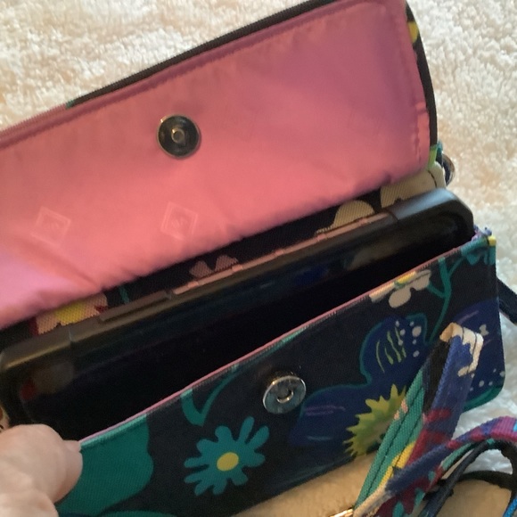 SoldVera Bradley RFID Lighten Up All In One Wallet - Picture 7 of 12